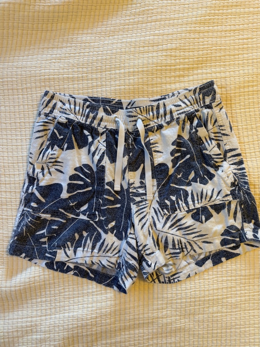Nautica White & Navy Tropical Terry Pull-On Shorts
